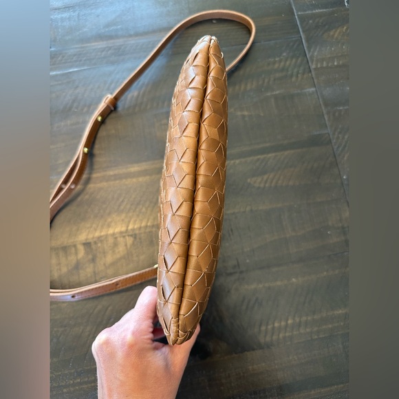 Madewell puff cross-body bag - Picture 5 of 8